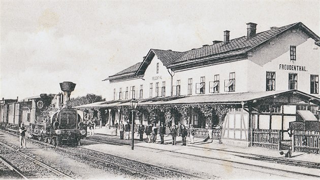 Nádraží Bruntál v roce 1900, v době stavby tratě do Malé Morávky