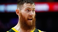 Australský pivot Aron Baynes