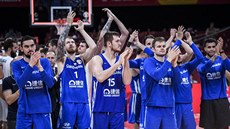 etí basketbalisté se louí s fanouky v Pekingu po zápase se Srbskem.