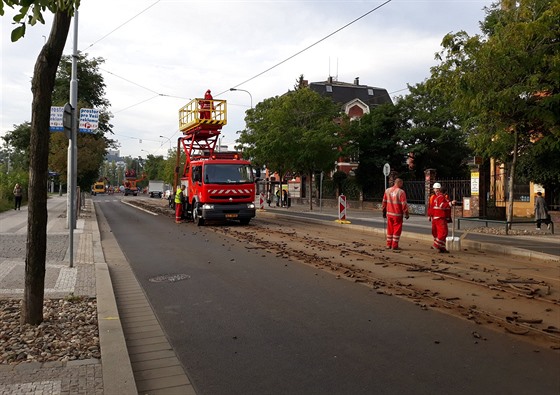 Oprava tramvajové trati v úseku Praská trnice  Dlnická potrvá do 25. 10....