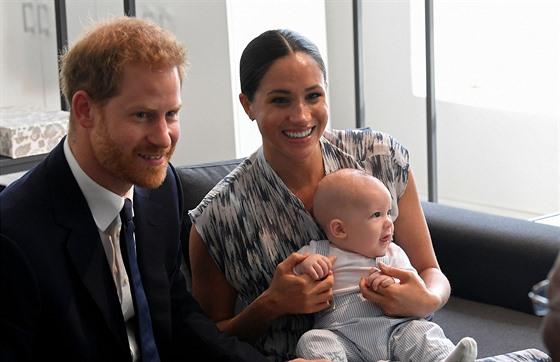 Princ Harry, vévodkyn Meghan a jejich syn Archie Harrison (Kapské Msto, 25....