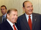 Francouzský prezident Jacques Chirac pi setkání s eským prezidentem Václavem...
