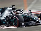 Lewis Hamilton z Mercedesu na trati kvalifikace Velké ceny Singapuru
