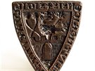 Středověký typář (pečetidlo) s městským znakem Litoměřic.