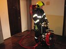 Požár bytu v panelovém domě ve Valašském Meziříčí.