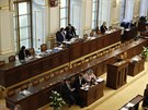 Poslanecká snmovna projednává návrh ústavní aloby na prezidenta Miloe...