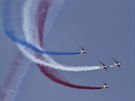 Piloti francouzské akrobatické skupiny Patrouille de France nacviovali 20....