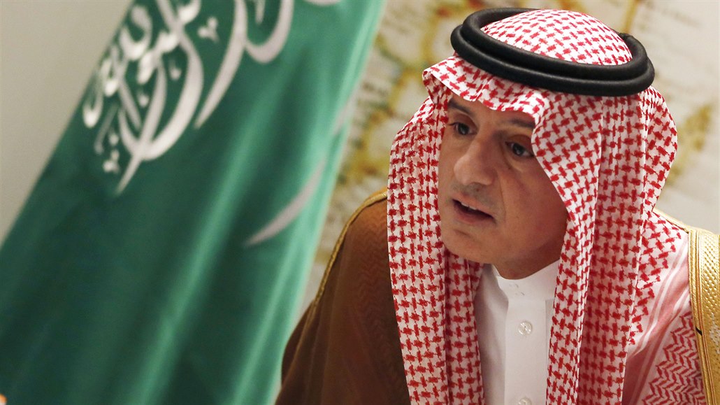 Saúdskoarabský státní ministr pro zahraniční záležitosti Ádil Džubajr na...