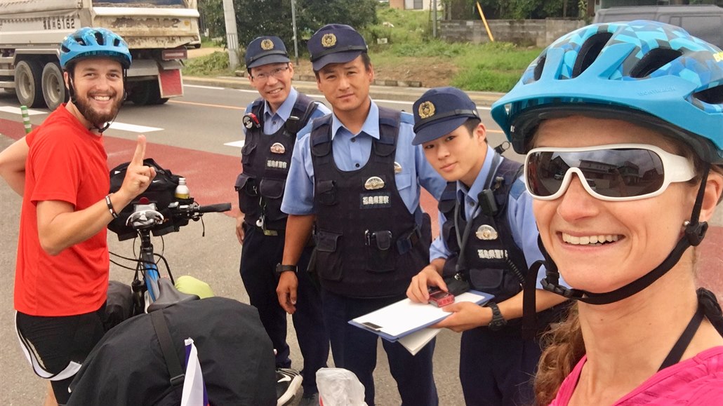 Na�e první policejní kontrola dopadla zdárn�.