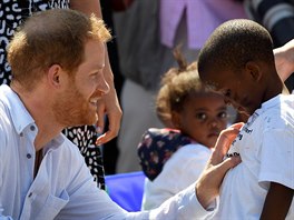 Princ Harry ve tvrti Nyanga bhem prvního dne návtvy Afriky (Kapské Msto,...
