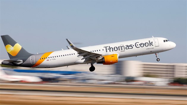 Logo cestovn kancele Thomas Cook na letounu Airbus A321