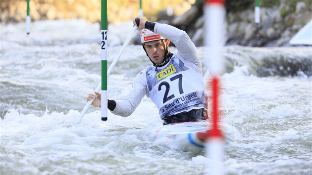 Vojtch Heger v semifinle mistrovstv svta ve vodnm slalomu v Seu d'Urgell.
