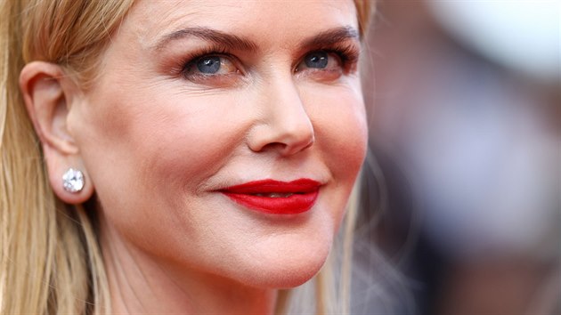 Rud rty jsou pro zrzky ideln volbou. Co dokazuje ndhern Nicole Kidman.