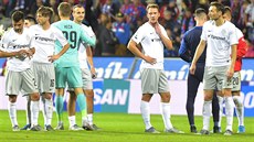 Sparantí fotbalisté po poráce v Plzni.