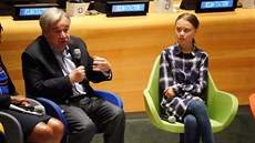 Klimatická aktivistka Greta Thunbergová a generální tajemník OSN Antonio...
