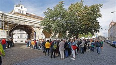 Lidé se mohli podívat na opravovaný Negrelliho viadukt. (29.9.2019, Praha)