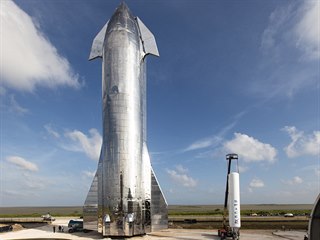 Starship Mk1 a první stupeň Falconu 1