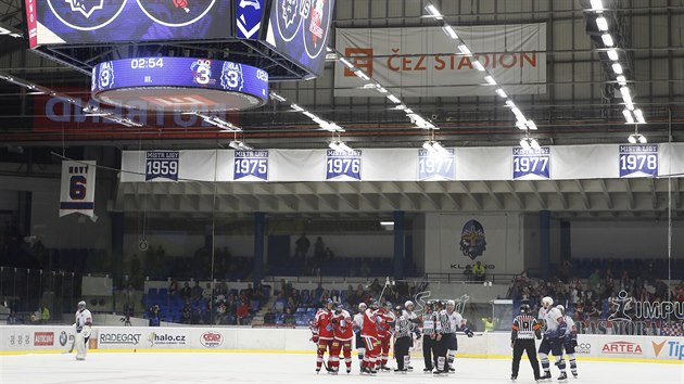 Kladensk� stadion p�i utk�n� Kladno - Olomouc.