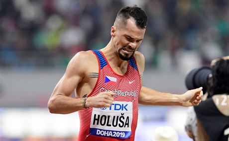 DINA. Jakub Holua v rozbhu na 1500 metr na MS v Dauhá.