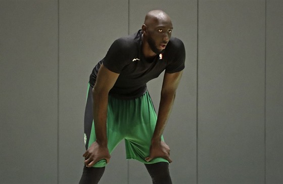 Tacko Fall bhem tréninku Boston Celtics