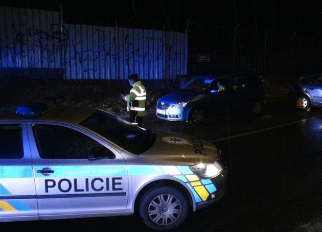 idi se zákazem ízení se snail ujet policistm. V Rabakovské ulici zpsobil...