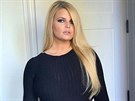 Jessica Simpsonová se pochlubila svým útlým pasem i na sociálních sítích (25....