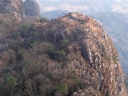 sten pohled na laoskou horu Phou Pha Thi (rok 1984). Na sti jejho...