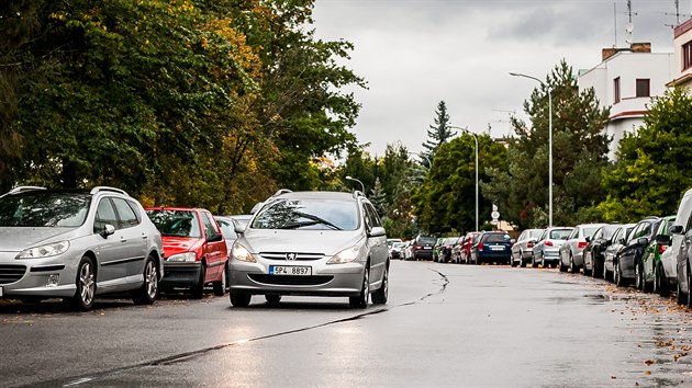 Parkovací zóny začnou fungovat na celém Pražském předměstí od prosince 2019.