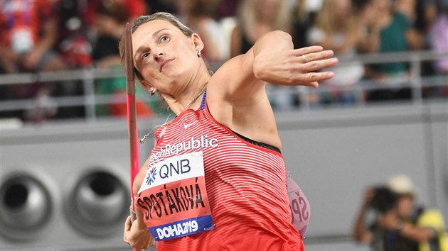Barbora Špotáková ve finálovém závodě na MS v Dauhá
