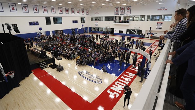 Basketbalov klub Detroit Pistons ukzal novinm sv nov trninkov centrum za 90 milion dolar.