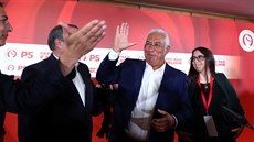 Portugalský premiér a zástupce vítzné Socialistické strany (PS) António Costa...