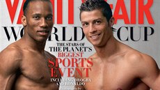 Didier Drogba a Cristiano Ronaldo na snímku Annie Leibovitzové k propagaci...