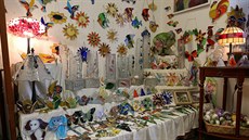 V kouzelném svt barevných sklenných mozaik firmy Skloart v Lubenci na...