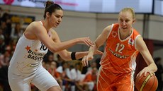 Nizozemská basketbalistka Chatilla van Grinsvenová (vlevo) posílí tým KP Brno.