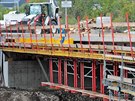 Stavba nového Doubského mostu přes řeku Ohři na silnici I/20 v karlovarské...