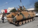 Turečtí spojenci ze Syrské svobodné armády v tureckém příhraničním městě...