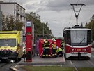 Pi stetu s tramvaj v ulici Na Petinch v Praze 6 zemela jednadvacetilet...