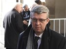 Ministr průmyslu a obchodu Karel Havlíček přichází ke katedrále sv. Víta. (12....