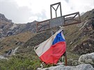 Kříž na památníku československé expedici Peru 1970