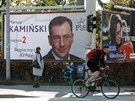 Pedvolební plakáty na ulici ve Varav ped parlamentními volbami v Polsku....
