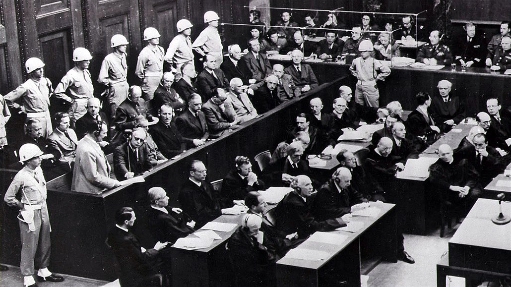 Norimberský proces s nacistickými válečnými zločinci. (1945)