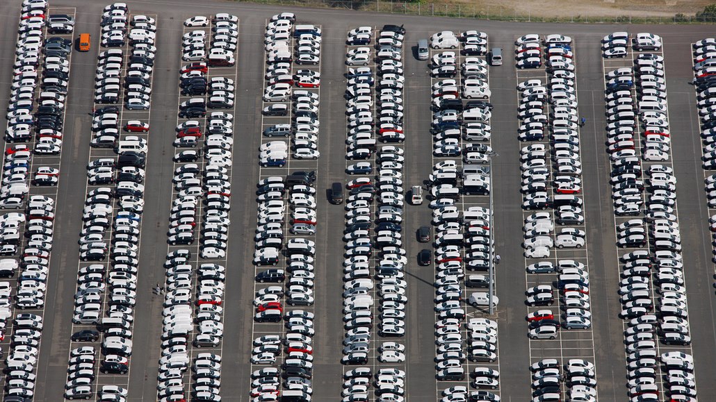 Továrna na automobily, parkovit - ilustraní foto