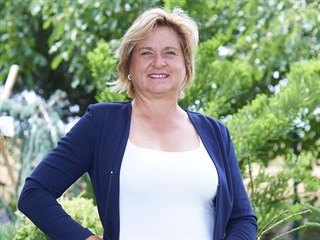 Výsledná váha Anny Dzurendy je 77 kilogramů.