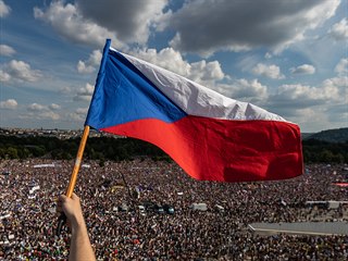 AKTUALITA: Lukáš Bíba, Economia / Demonstrace proti premiéru Andreji Babišovi