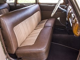 Interir zrekonstruovanho vozu koda Superb OHV z roku 1948