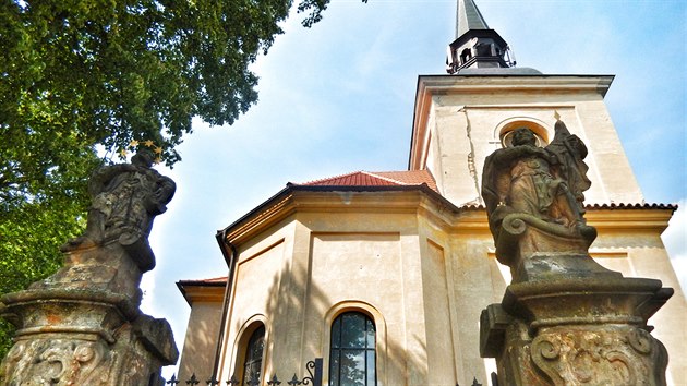 Lokalita vzdlen jedenct kilometr od Kostelce nad Orlic se stala centrem zbonch pout obyvatel jejho panstv a lid ze irokho okol.