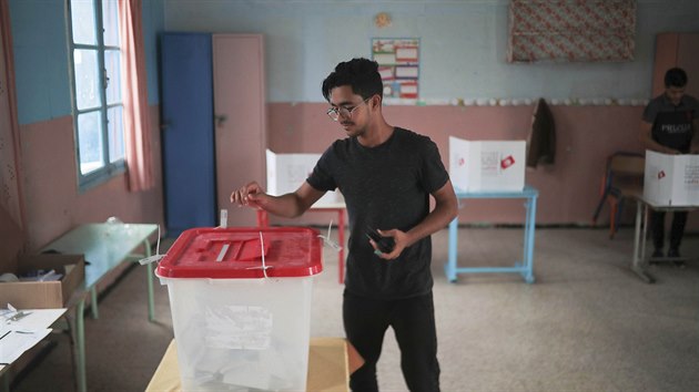 Tunisan volili novho prezidenta. (13. jna 2019)