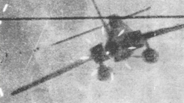 Letoun Thunderstreak zachycený v zamovai Migu 17 PF ve chvíli, kdy ppor. De...