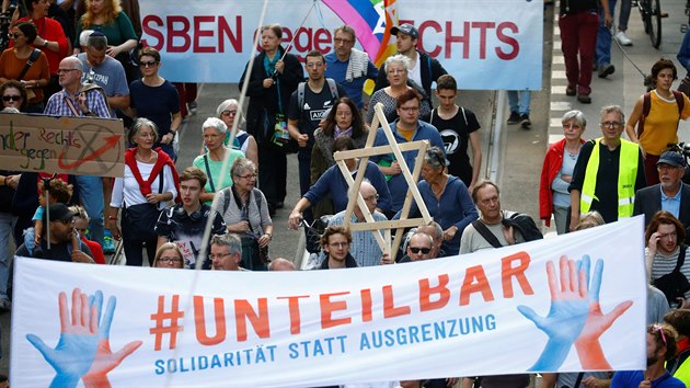 Obyvatel Berlna demonstrovali proti antisemitismu a nacionalismu. (13. jna 2019)