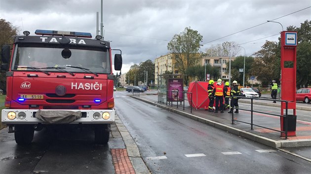 Na Petřinách srazila tramvaj dvacetiletou dívku.(10.10.2019)